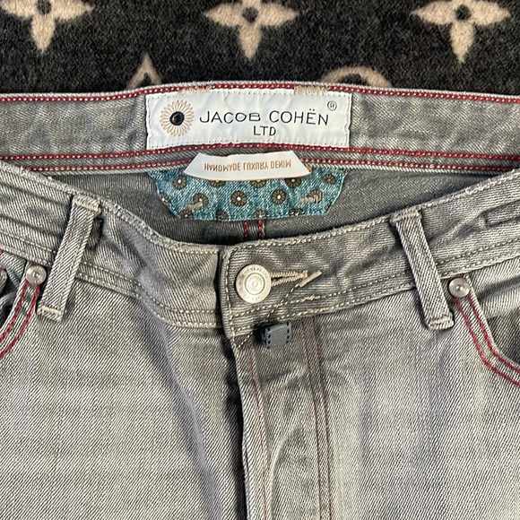 EUC Men’s Jacob Cohen hey denim button fly jeans - Picture 2 of 4